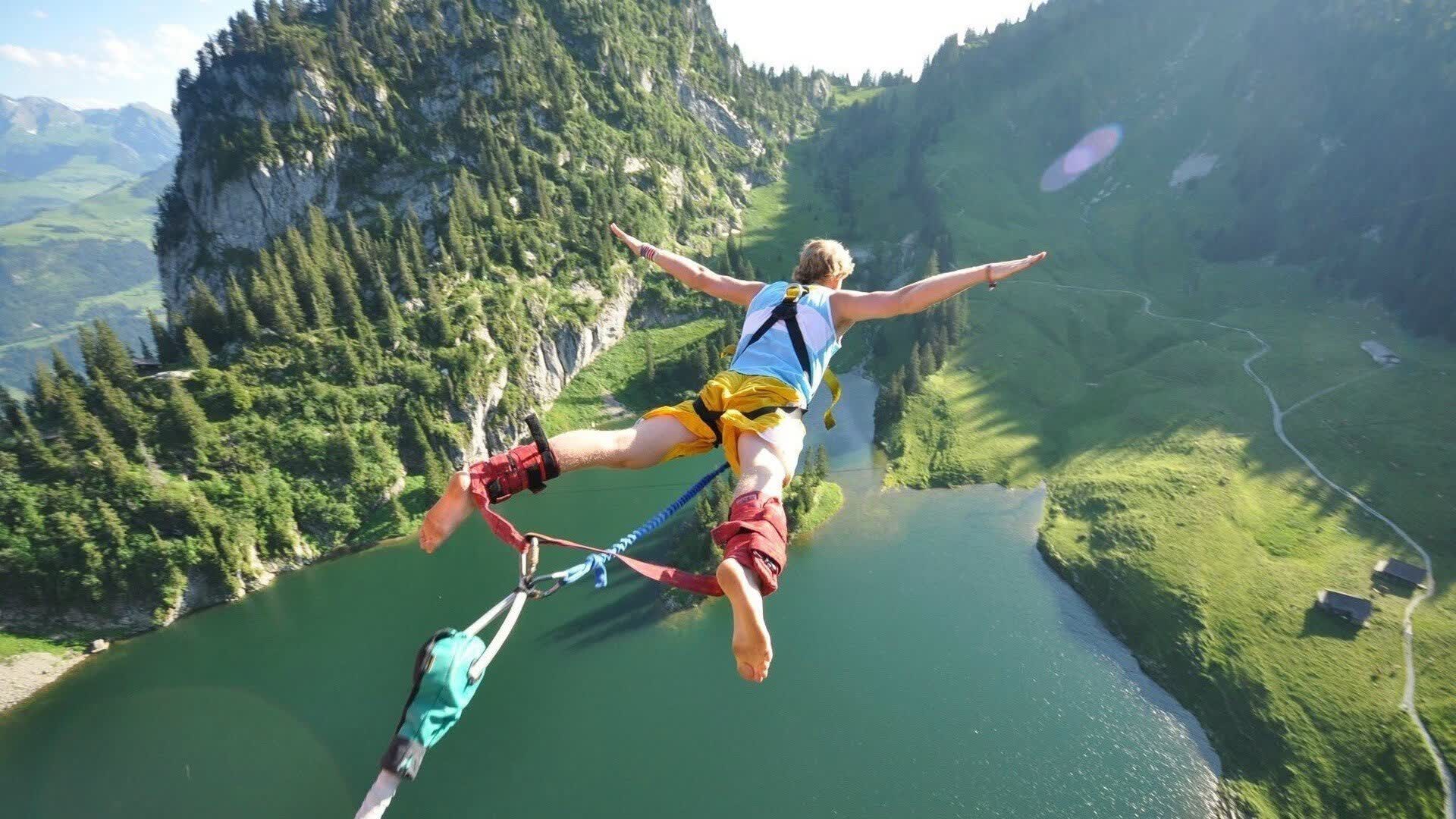 开云体育入口-双线极限，Scout连续20场20+，湖人浴血奋战挑战纪录巅峰